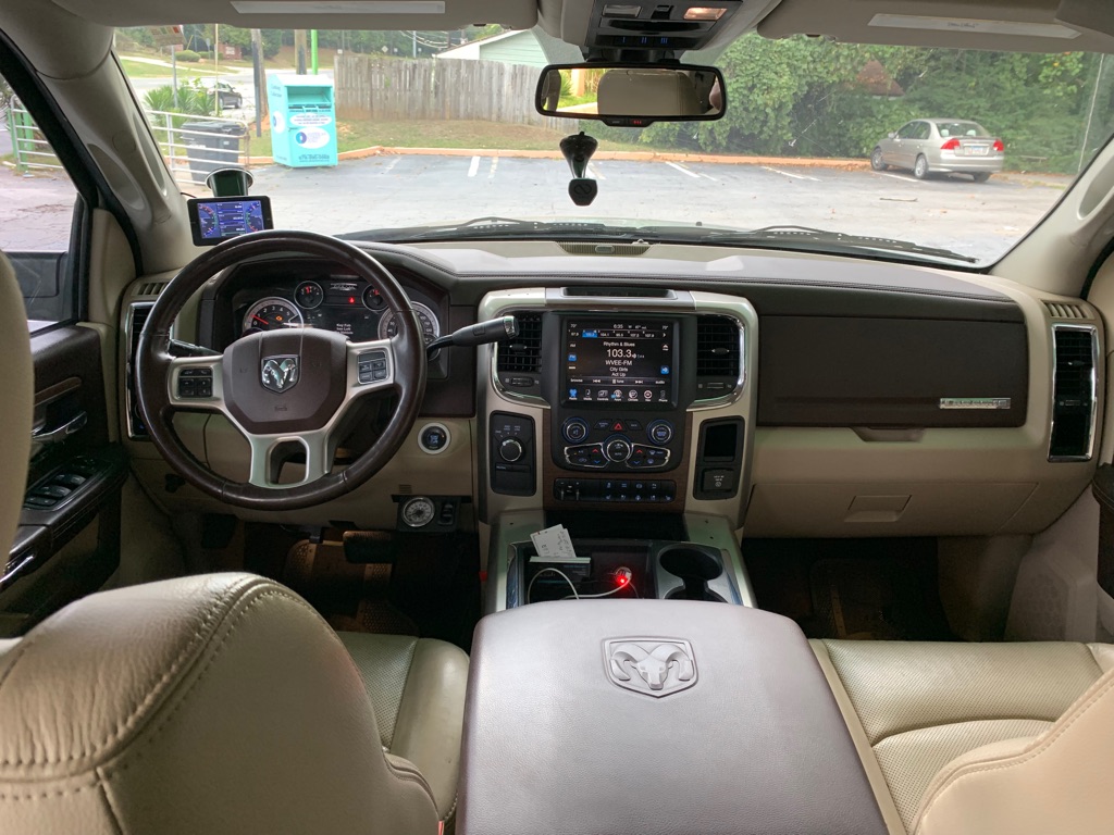 2015 RAM Ram 3500 Pickup Laramie - Photo 10
